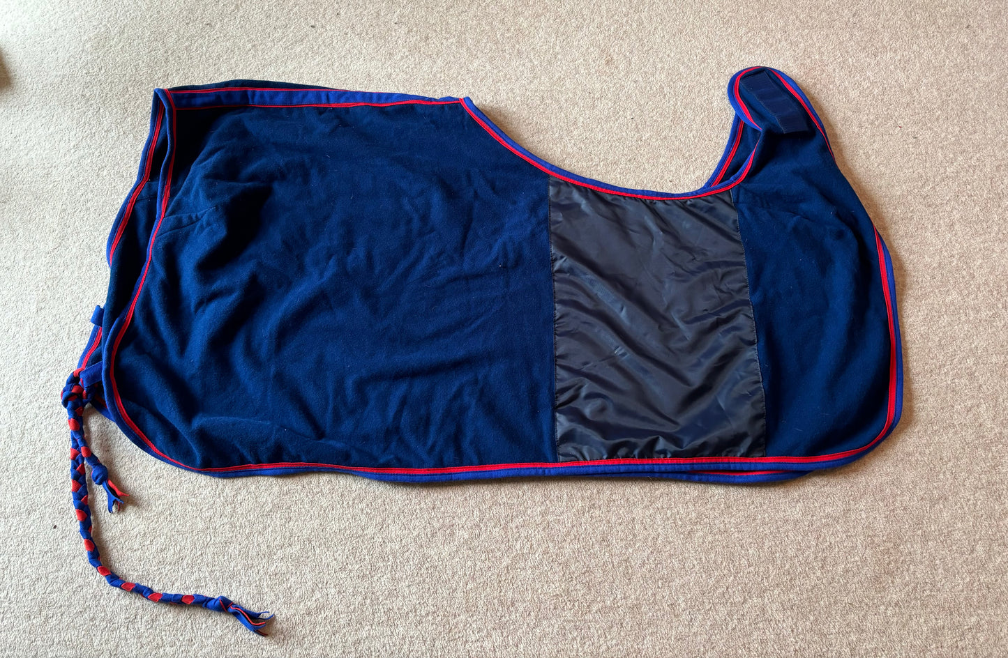 Lansdown Ride On Fleece Exercise Sheet Rug - Blue with Red and Blue Binding