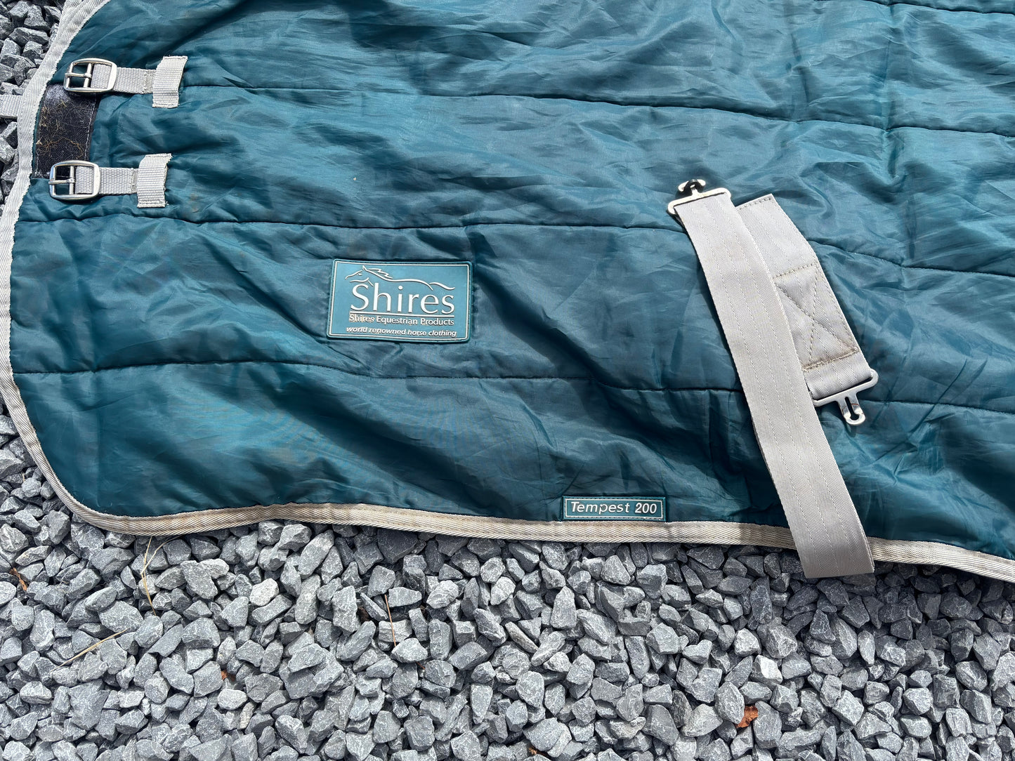 ZPL18 - Shires Tempest 200 Stable Rug 5'9" Teal
