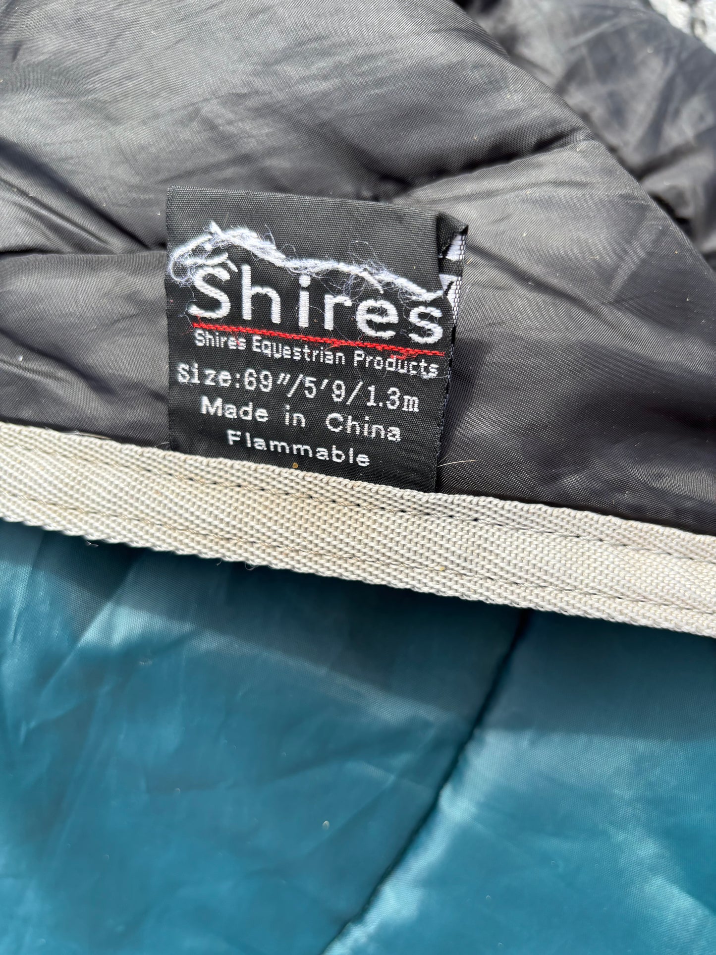 ZPL18 - Shires Tempest 200 Stable Rug 5'9" Teal